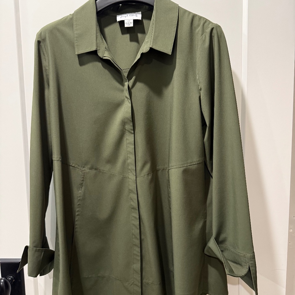 Joseph Ribkoff olive green tunic with pockets size L